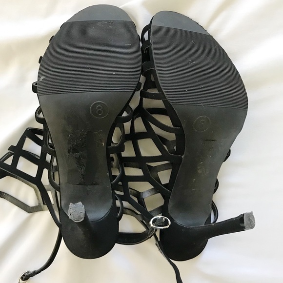 Black Mossimo Strappy Stiletto Heels - Size 8 - Picture 3 of 4